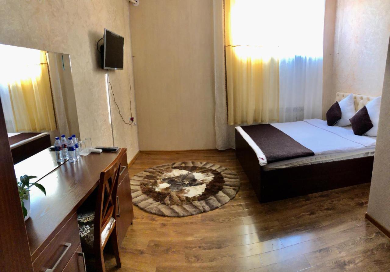 Pamir Hotel Tasken Kültér fotó