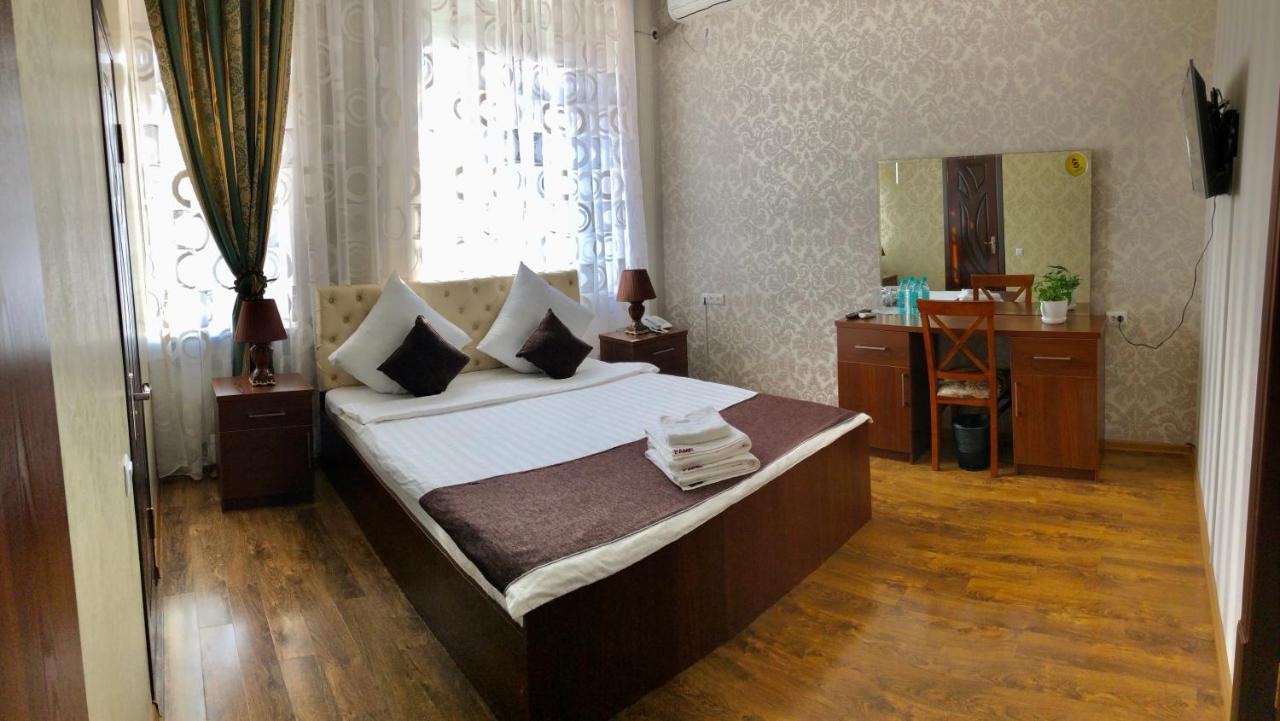 Pamir Hotel Tasken Kültér fotó