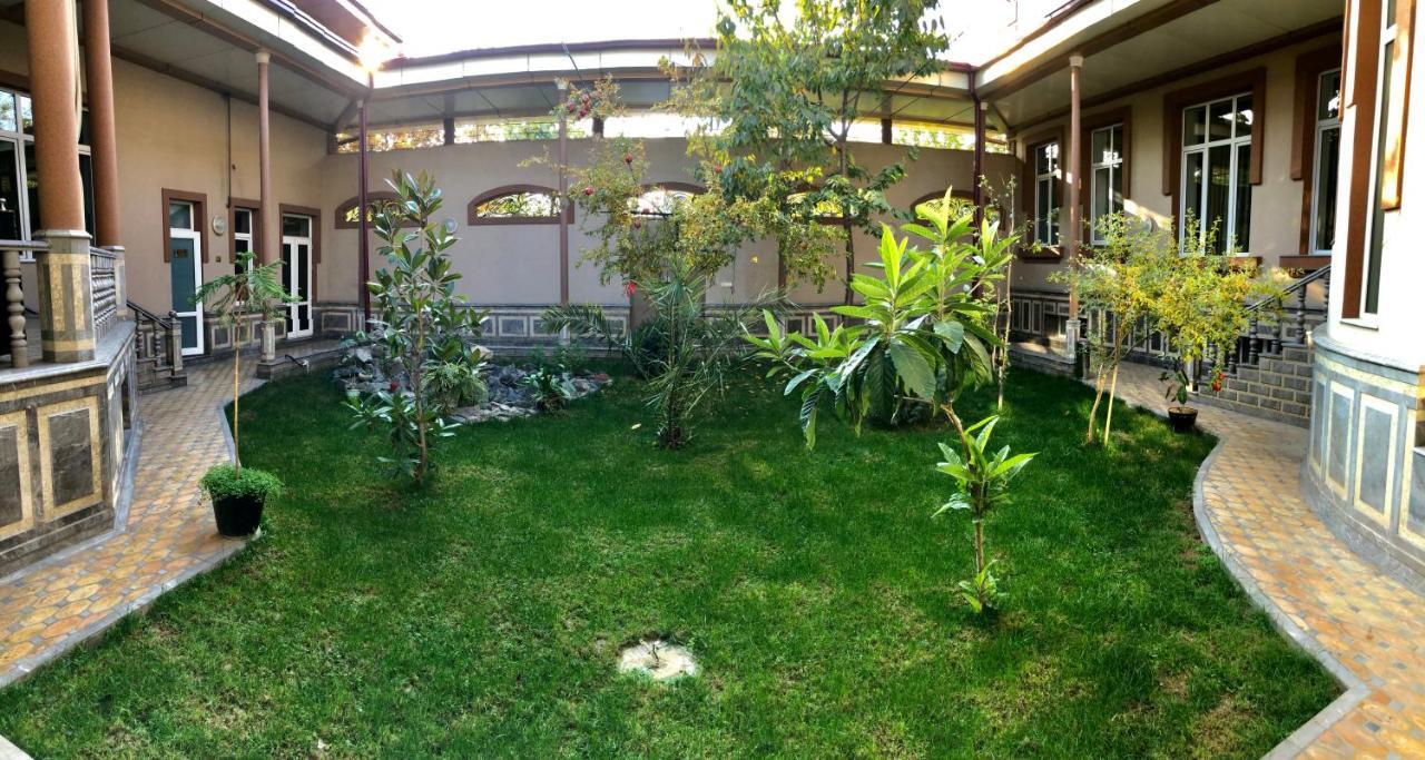 Pamir Hotel Tasken Kültér fotó