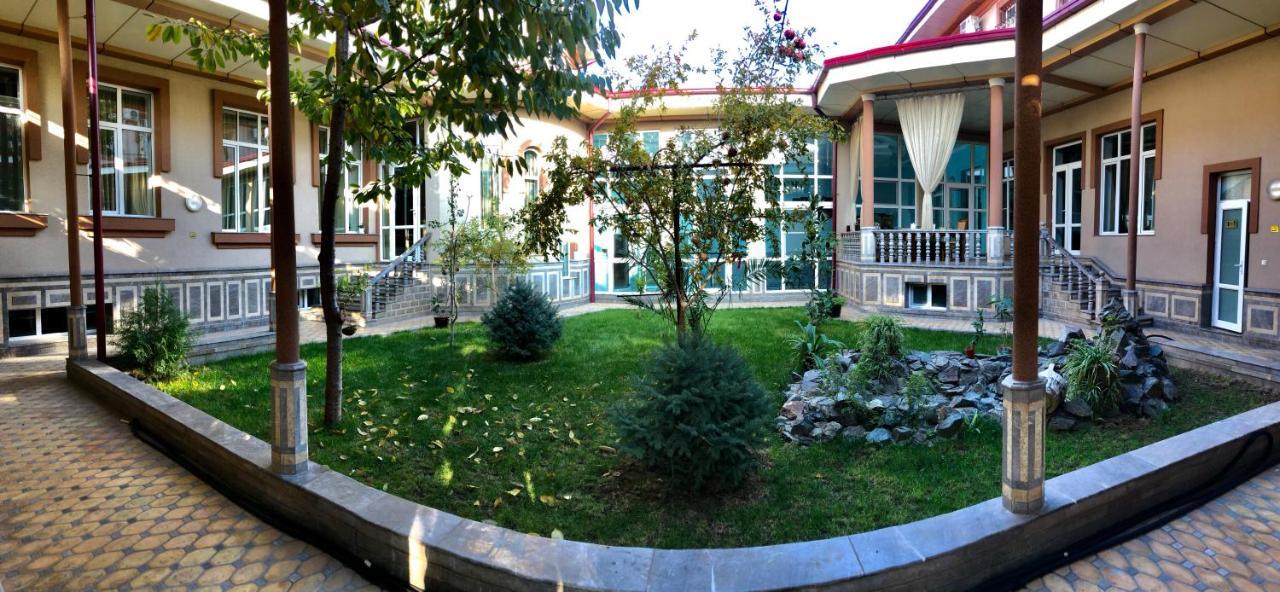 Pamir Hotel Tasken Kültér fotó