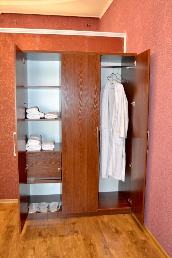 Pamir Hotel Tasken Kültér fotó